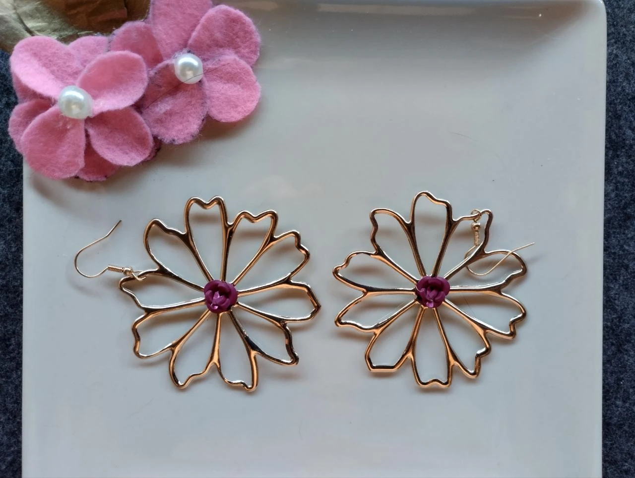 Pendientes forma flores
